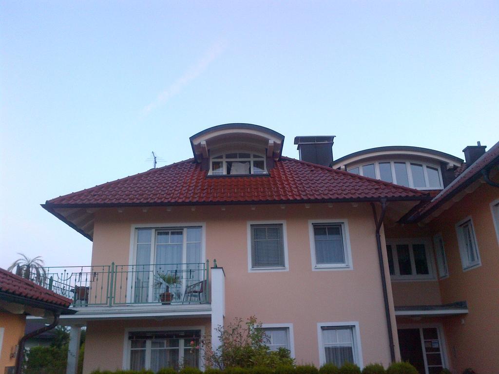 Pension Hiesel-Villa Untersbergblick Anthering Ruang foto